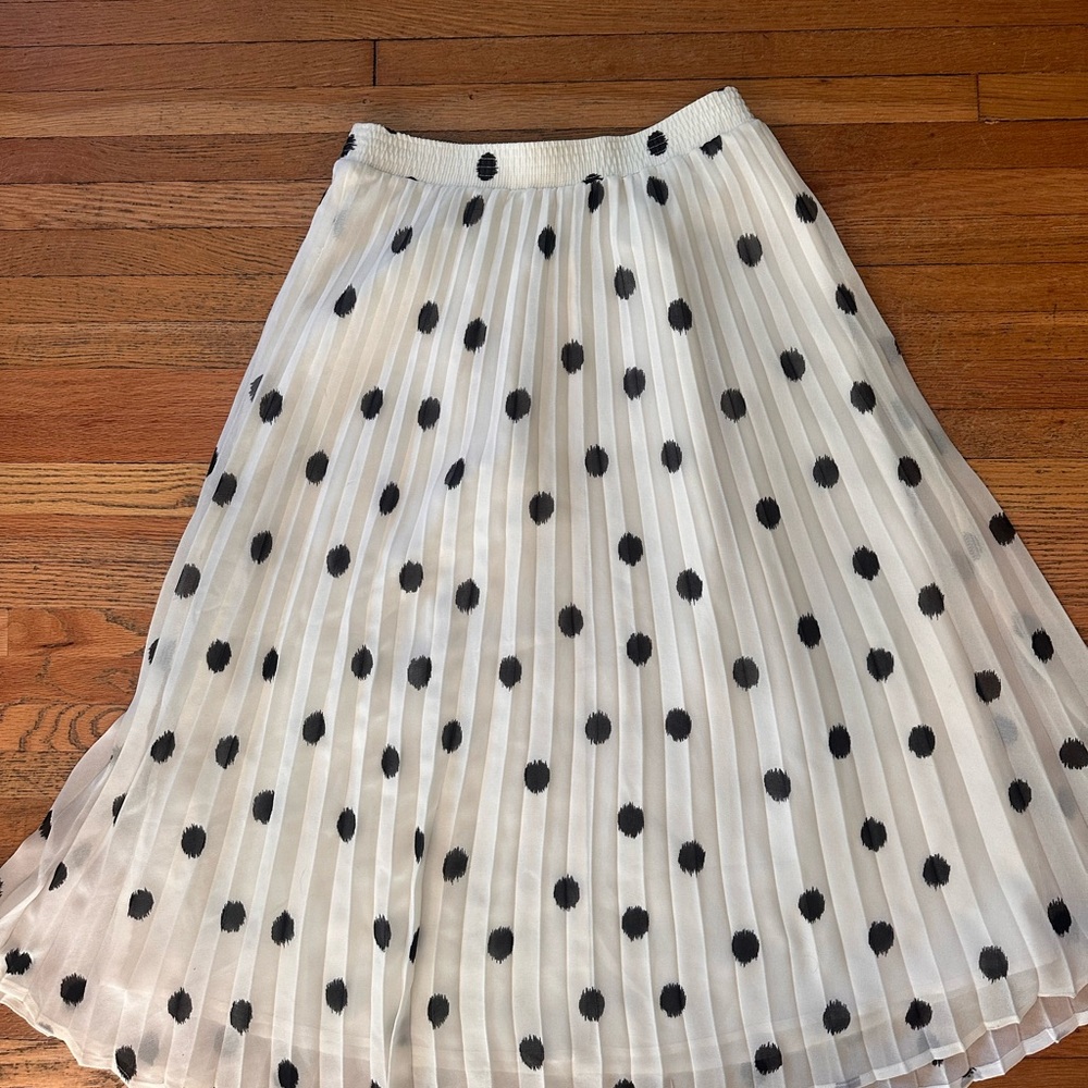 a new day White Pleated Midi Skirt with Black Polka Dots - Picture 3 of 5